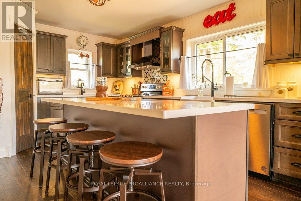 1130 Hummingbird Lane, Central Frontenac, Ontario  K0H 0B6 - Photo 11 - X12985174