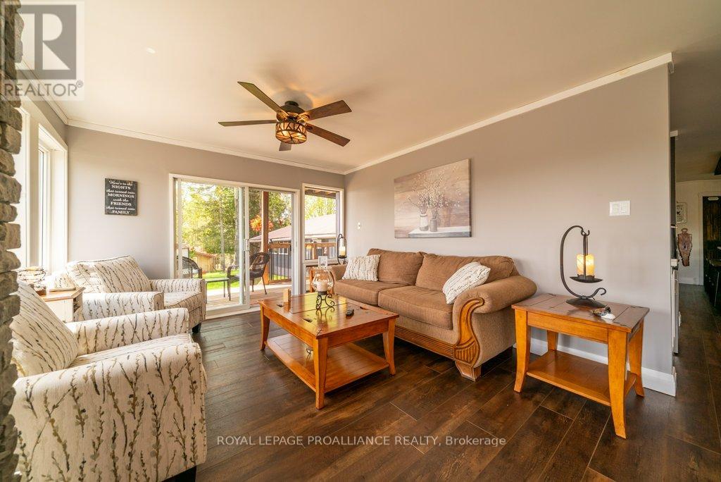 1130 Hummingbird Lane, Central Frontenac, Ontario  K0H 0B6 - Photo 21 - X12985174