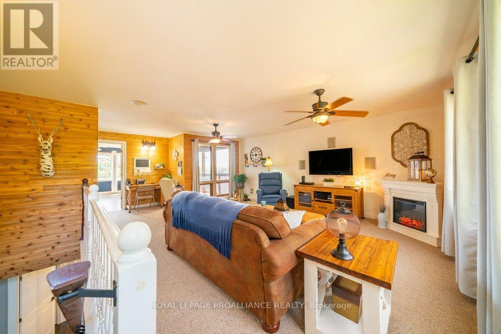 1130 Hummingbird Lane, Central Frontenac, Ontario  K0H 0B6 - Photo 25 - X12985174