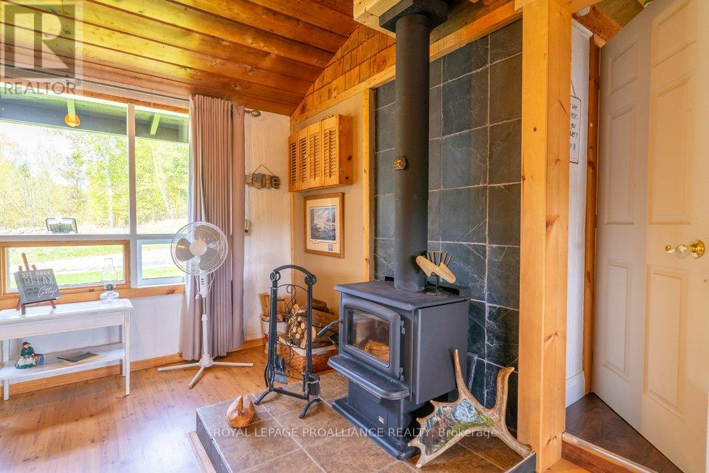 1130 Hummingbird Lane, Central Frontenac, Ontario  K0H 0B6 - Photo 41 - X12985174