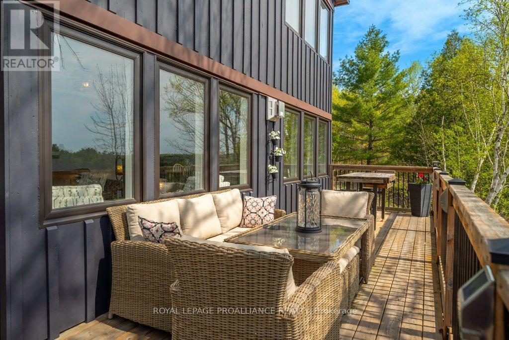 1130 Hummingbird Lane, Central Frontenac, Ontario  K0H 0B6 - Photo 9 - X12985174