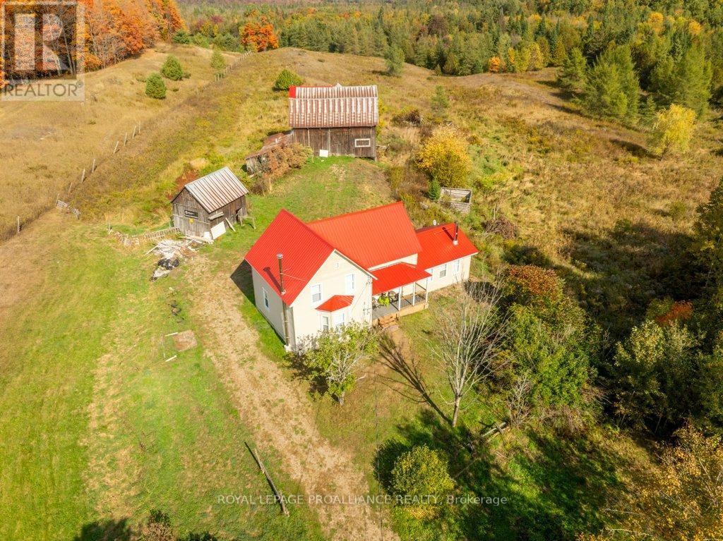5948 Ardoch Road, North Frontenac, Ontario  K0H 1C0 - Photo 32 - X12985244
