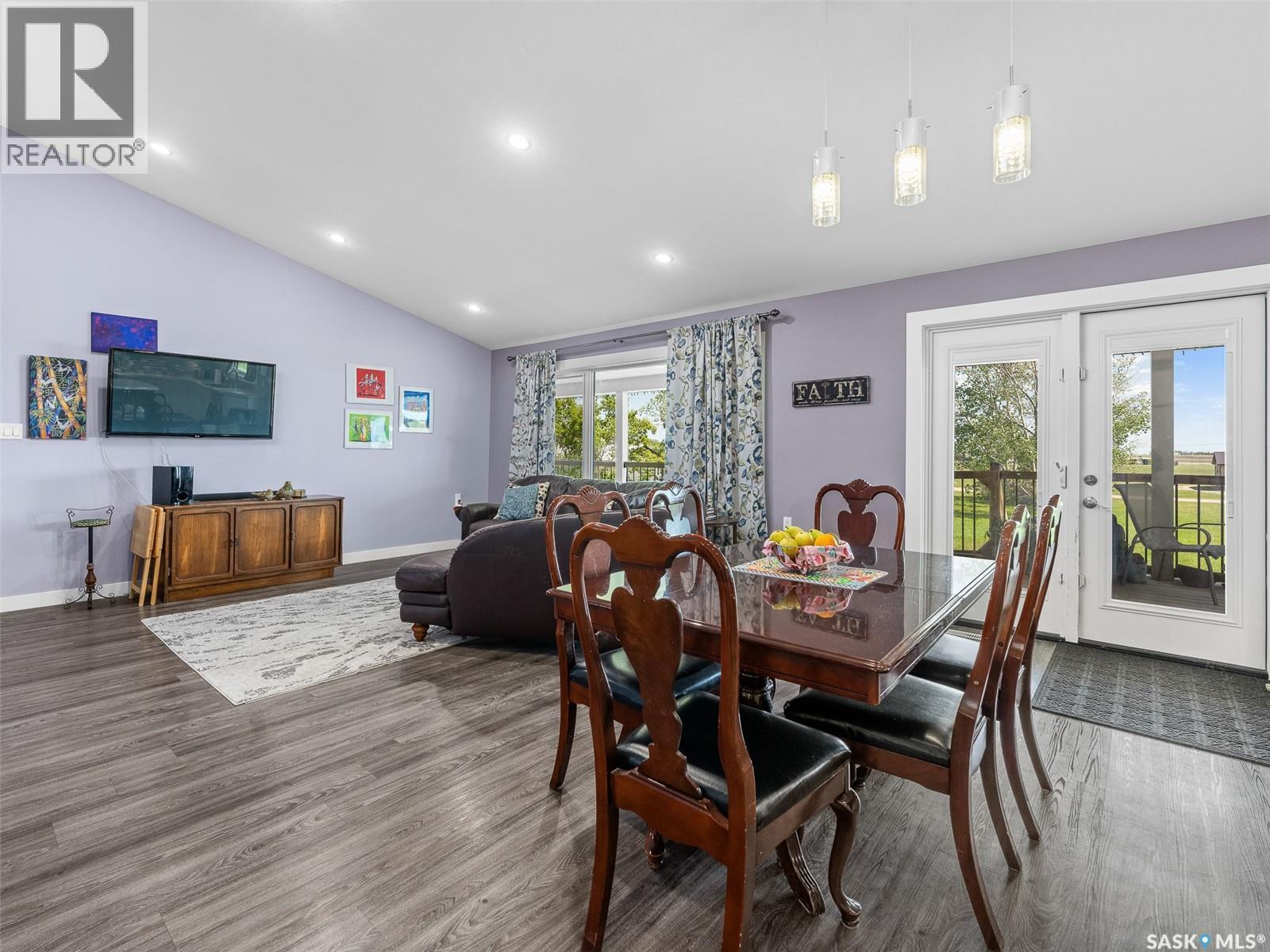 1 Brownlee Street, Tuxford, Saskatchewan  S0H 4C0 - Photo 6 - SK032018