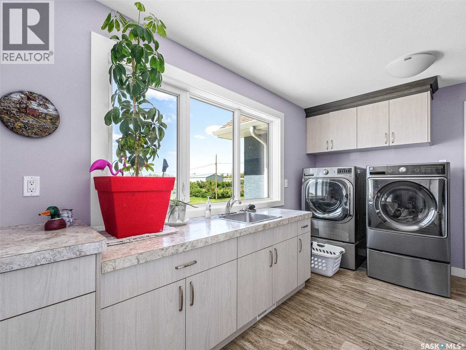 1 Brownlee Street, Tuxford, Saskatchewan  S0H 4C0 - Photo 30 - SK032018