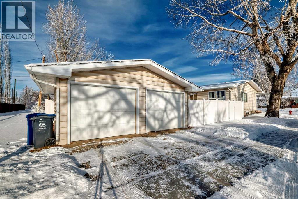 207 6a Avenue, Three Hills, Alberta  T0M 2A0 - Photo 36 - A2295128