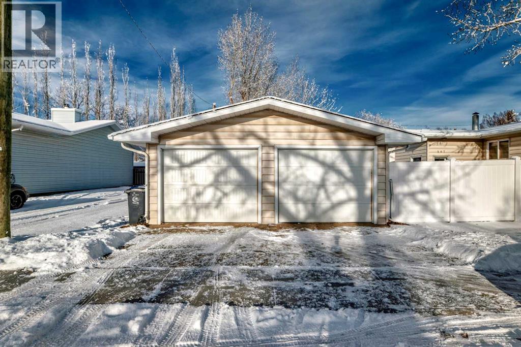 207 6a Avenue, Three Hills, Alberta  T0M 2A0 - Photo 35 - A2295128
