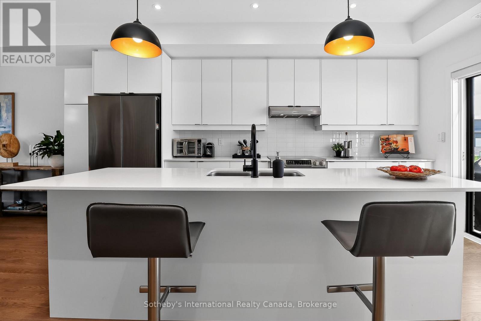 32 - 117 Sladden Court, Blue Mountains, Ontario  N0H 2P0 - Photo 10 - X12985912