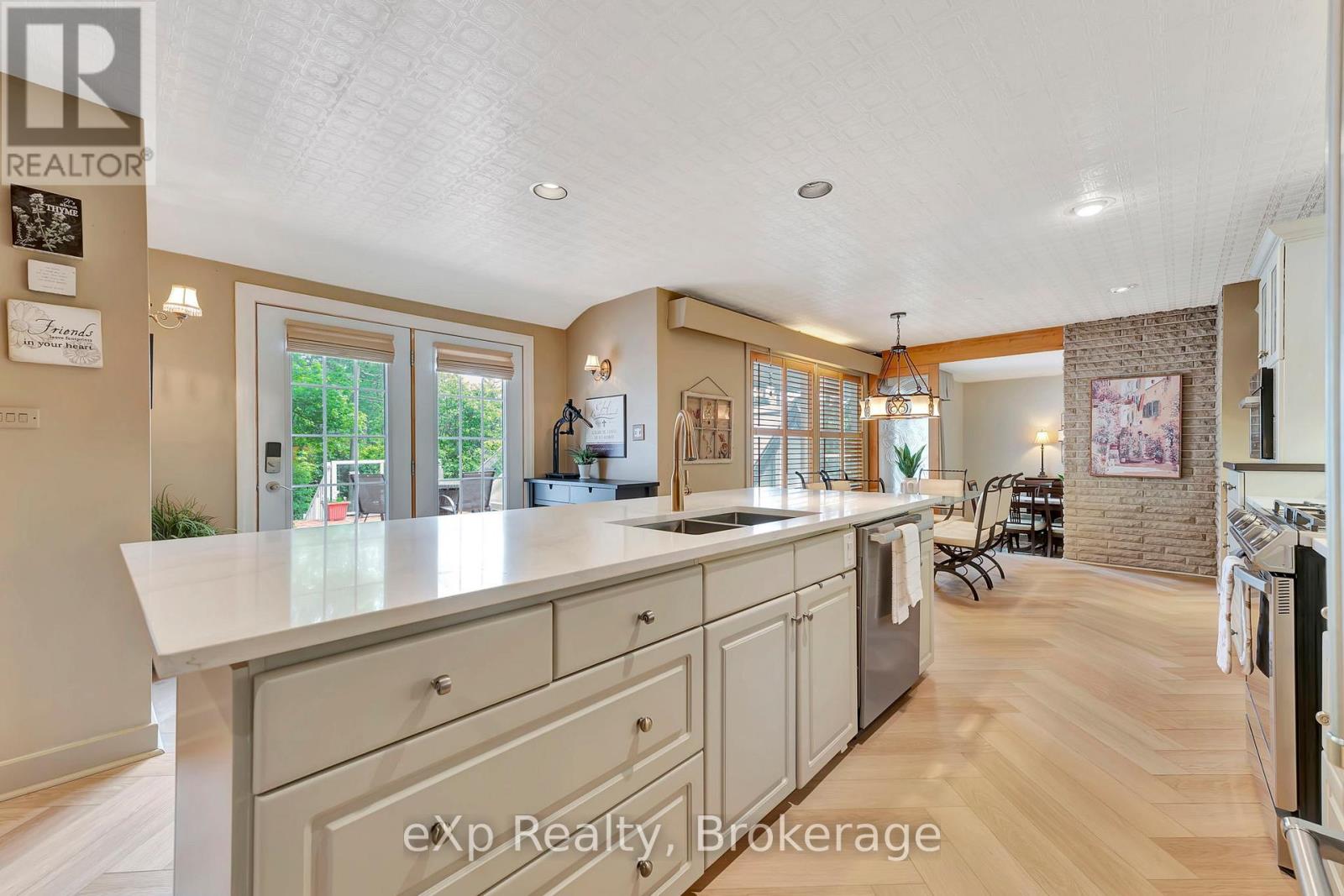 5 Orchard Crescent, Guelph, Ontario  N1E 1W9 - Photo 20 - X12985990