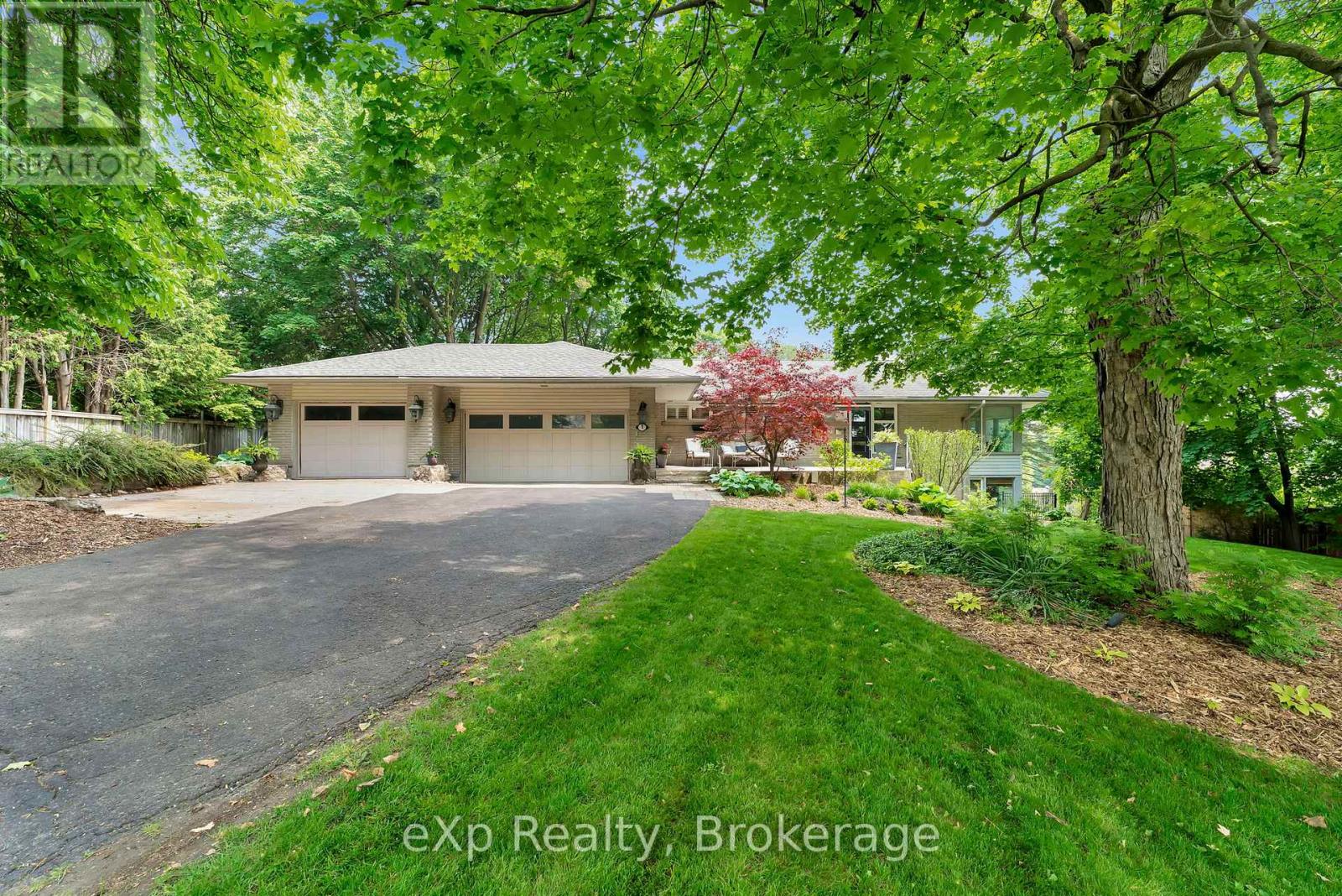 5 Orchard Crescent, Guelph, Ontario  N1E 1W9 - Photo 3 - X12985990