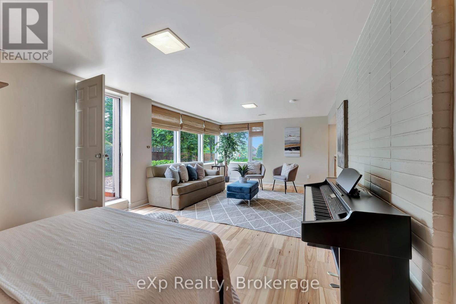 5 Orchard Crescent, Guelph, Ontario  N1E 1W9 - Photo 38 - X12985990