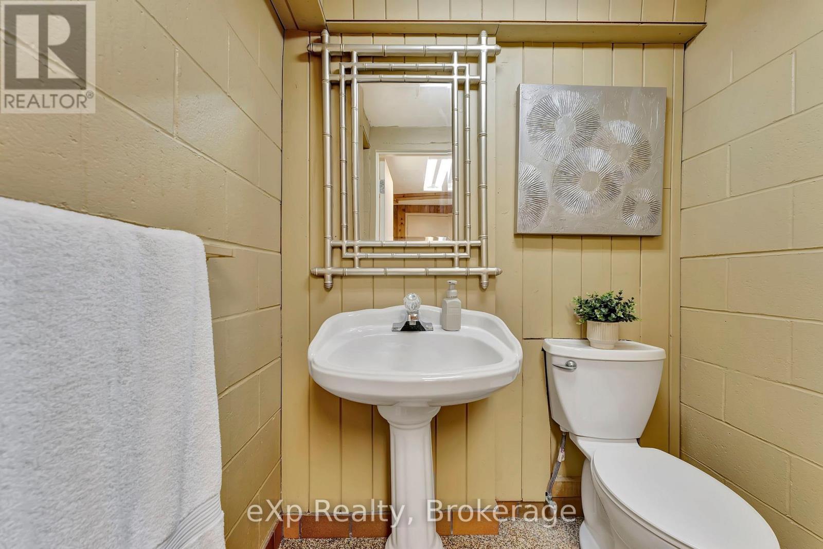 5 Orchard Crescent, Guelph, Ontario  N1E 1W9 - Photo 42 - X12985990