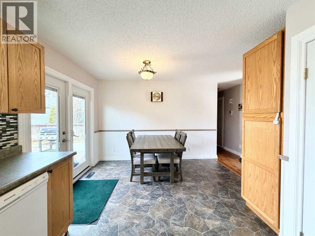 202 2 Avenue Ne, Linden, Alberta  T0M 1J0 - Photo 7 - A2297643