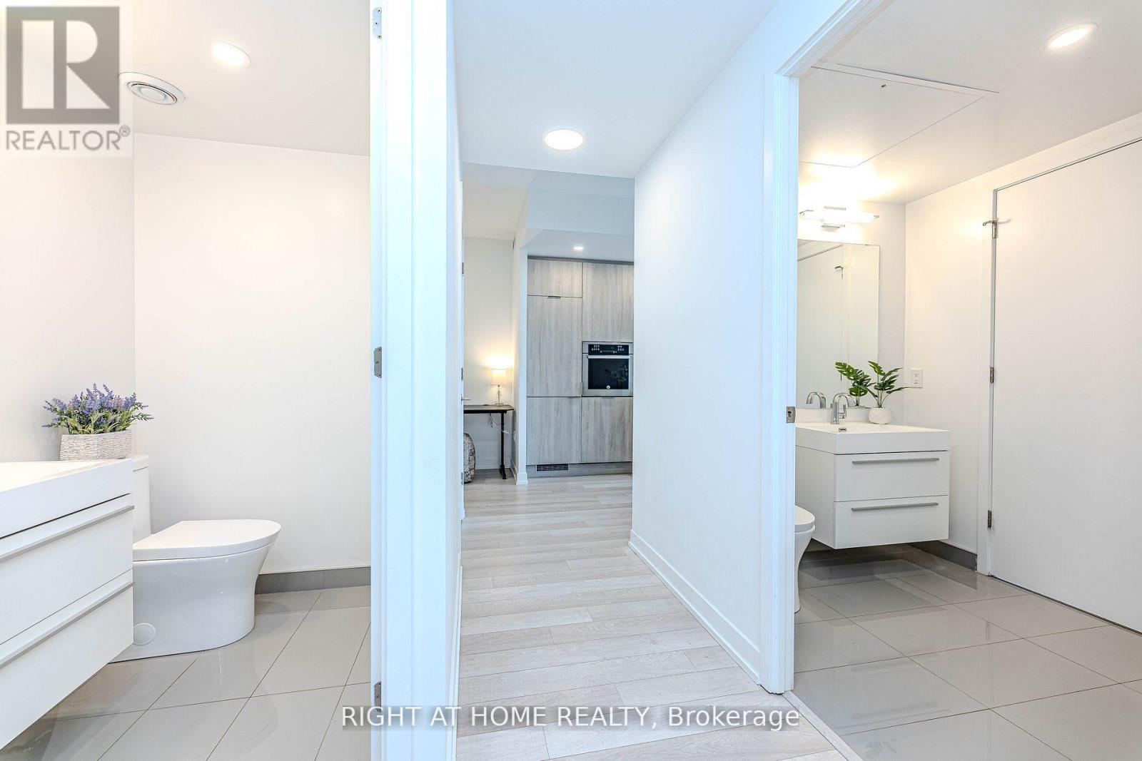 1301 - 39 Roehampton Avenue, Toronto, Ontario  M4P 0G1 - Photo 20 - C12985930