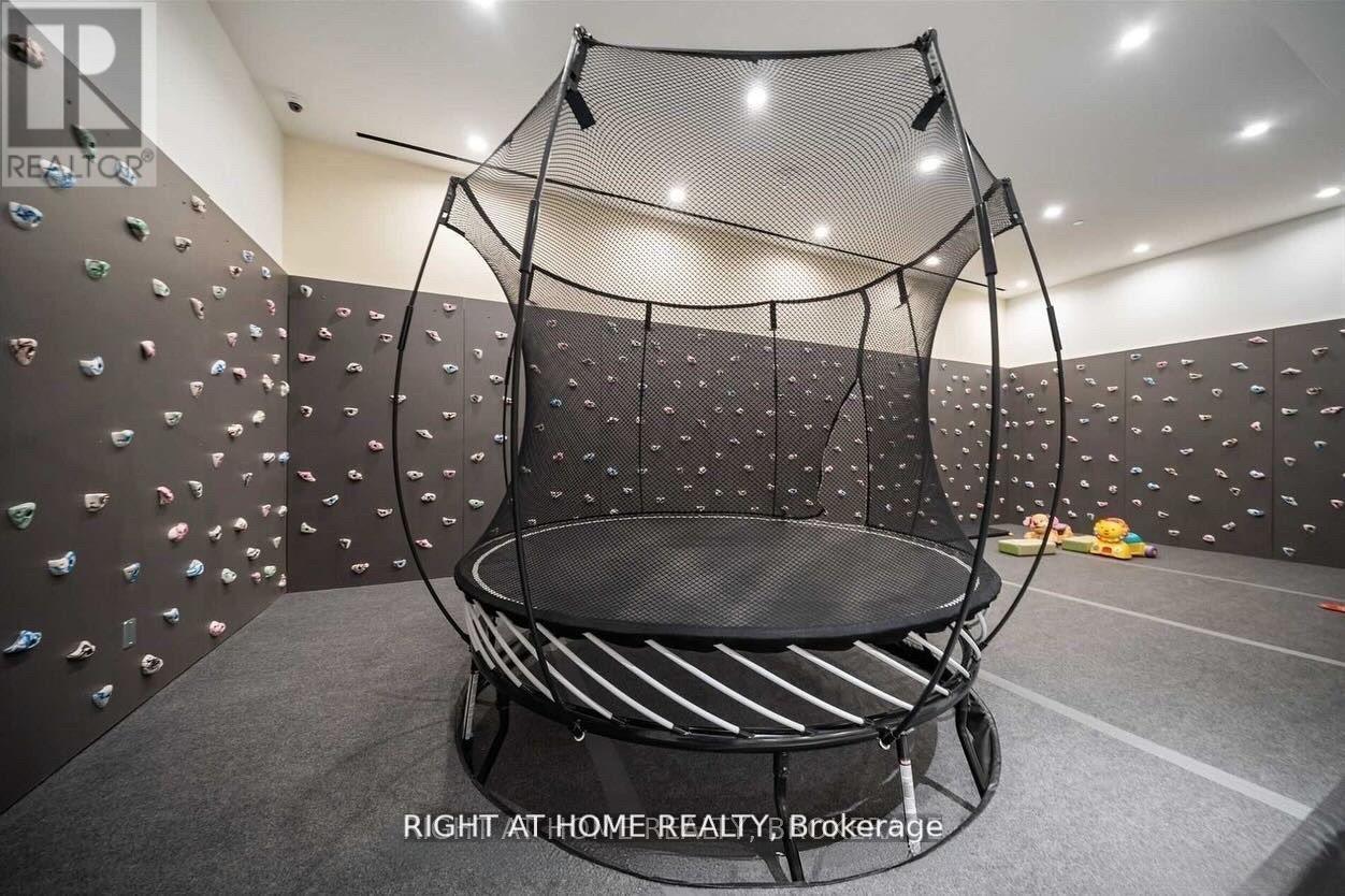 1301 - 39 Roehampton Avenue, Toronto, Ontario  M4P 0G1 - Photo 33 - C12985930