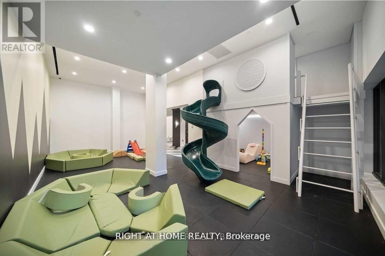 1301 - 39 Roehampton Avenue, Toronto, Ontario  M4P 0G1 - Photo 34 - C12985930