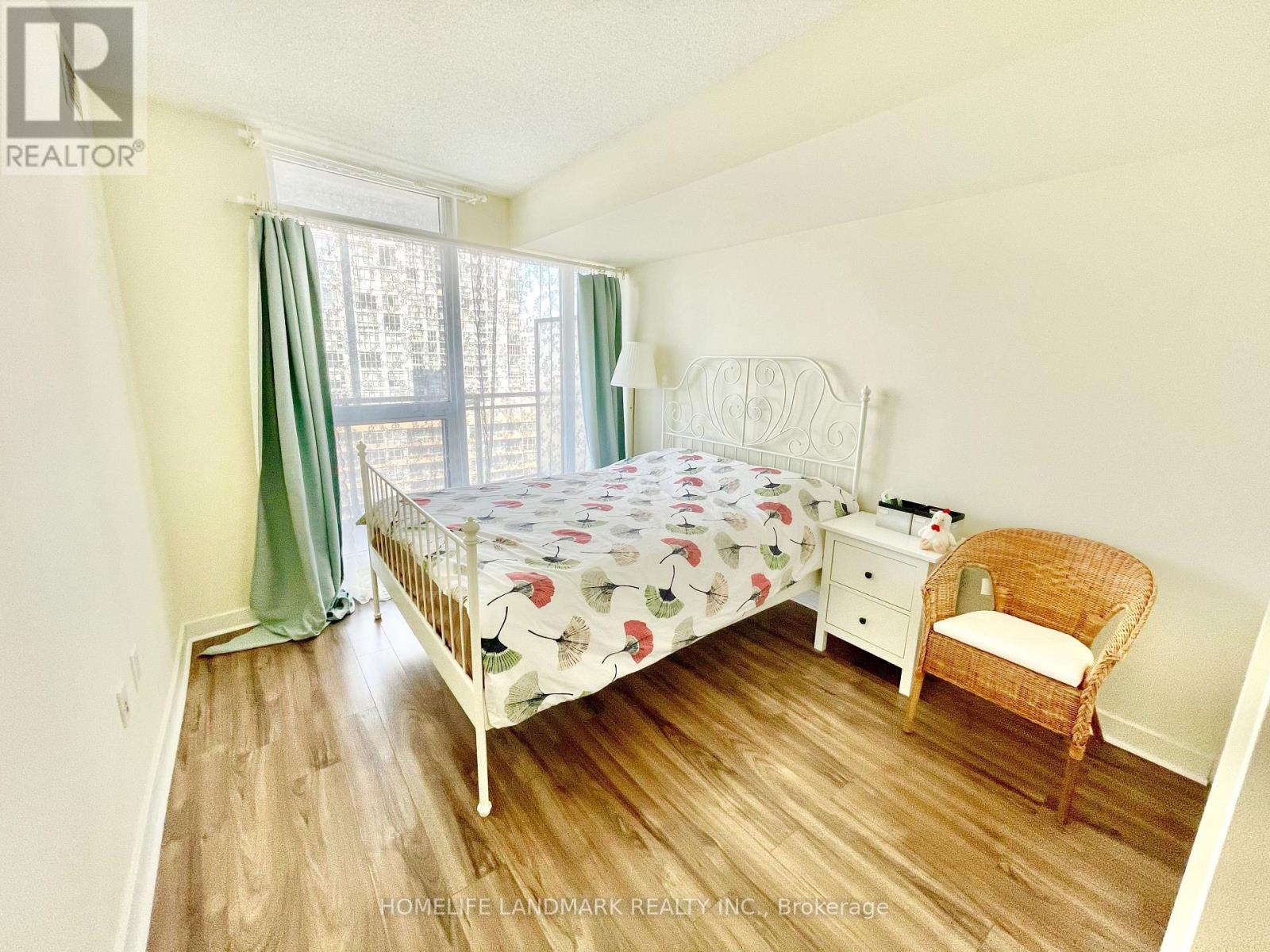 1610 - 8 Telegram Mews, Toronto, Ontario  M5V 3Z5 - Photo 10 - C12985940