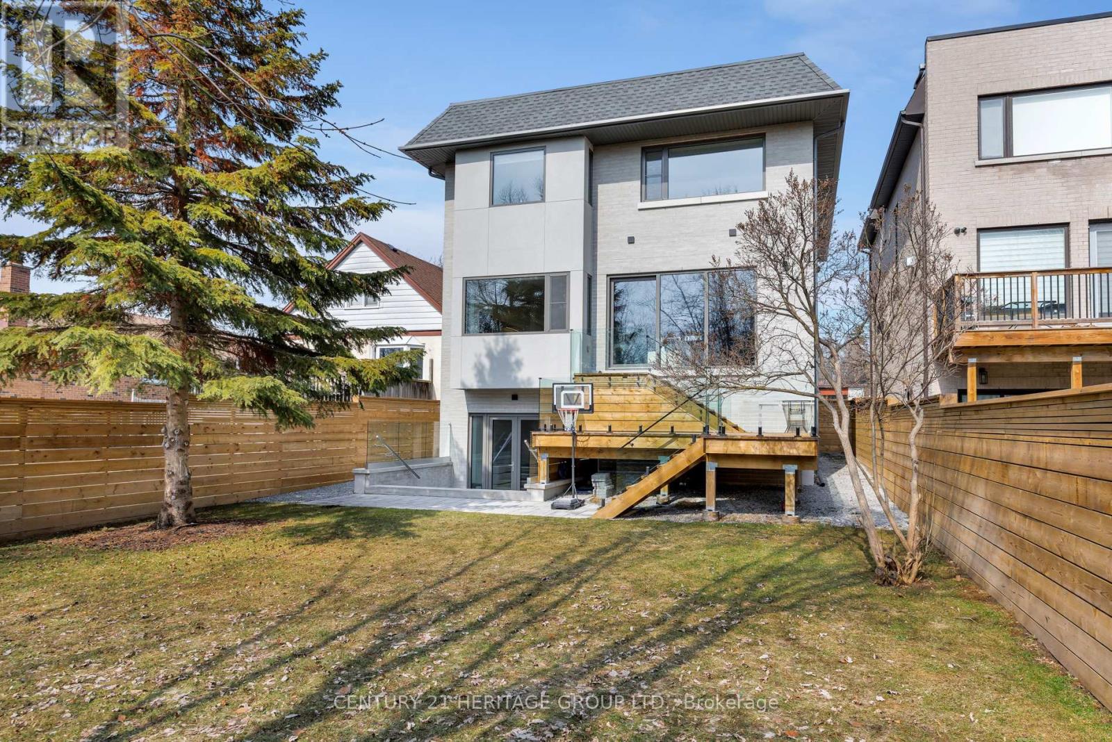 21 Farrell Avenue, Toronto, Ontario  M2R 1C7 - Photo 16 - C12985980