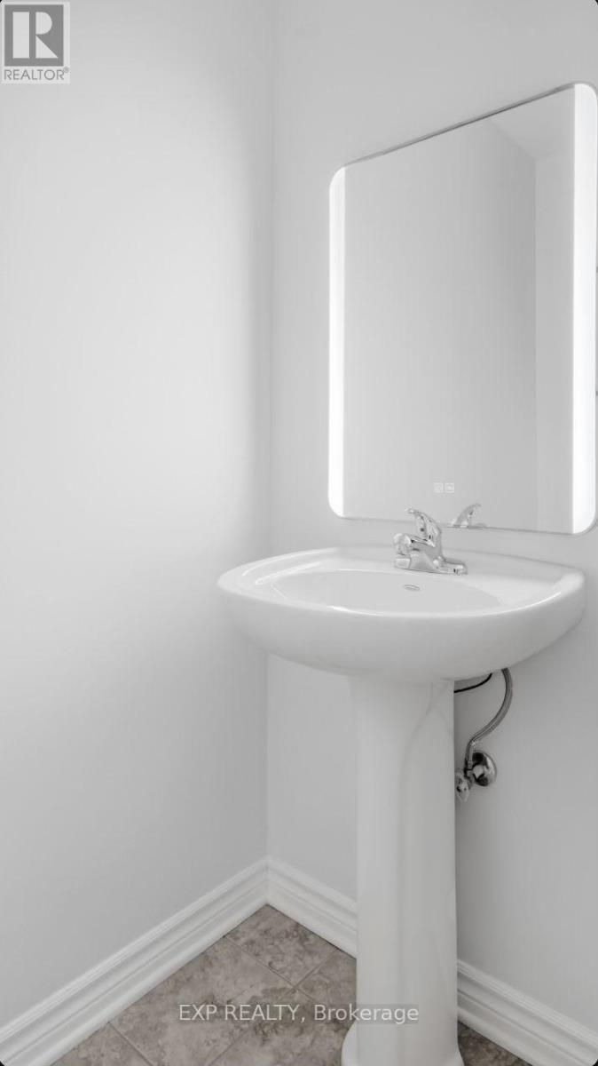 390 Ann Street, Mississippi Mills, Ontario  K0A 1A0 - Photo 12 - X12985918