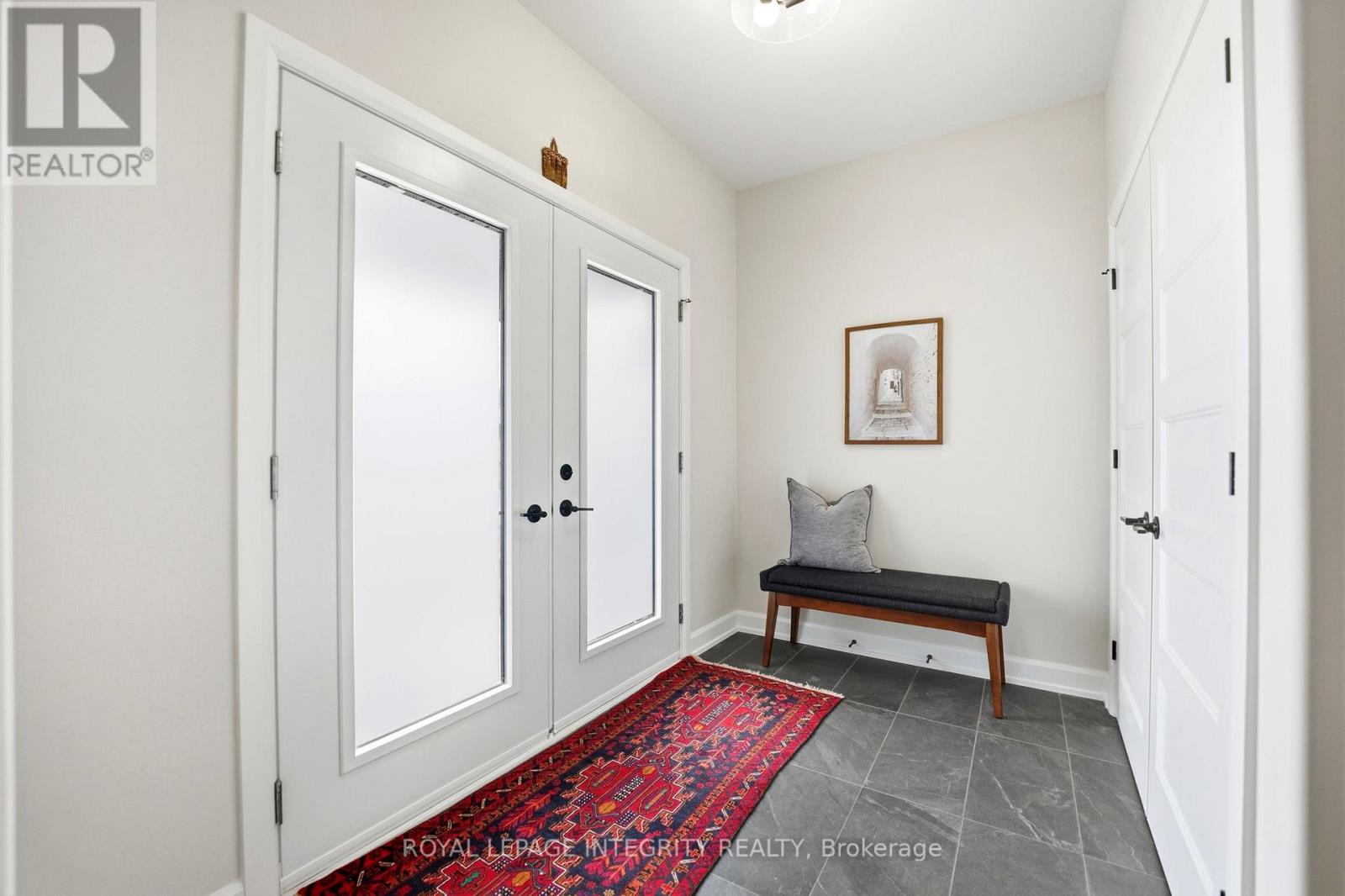 451 Moonlight Drive, Russell, Ontario  K4R 0L1 - Photo 2 - X12985946