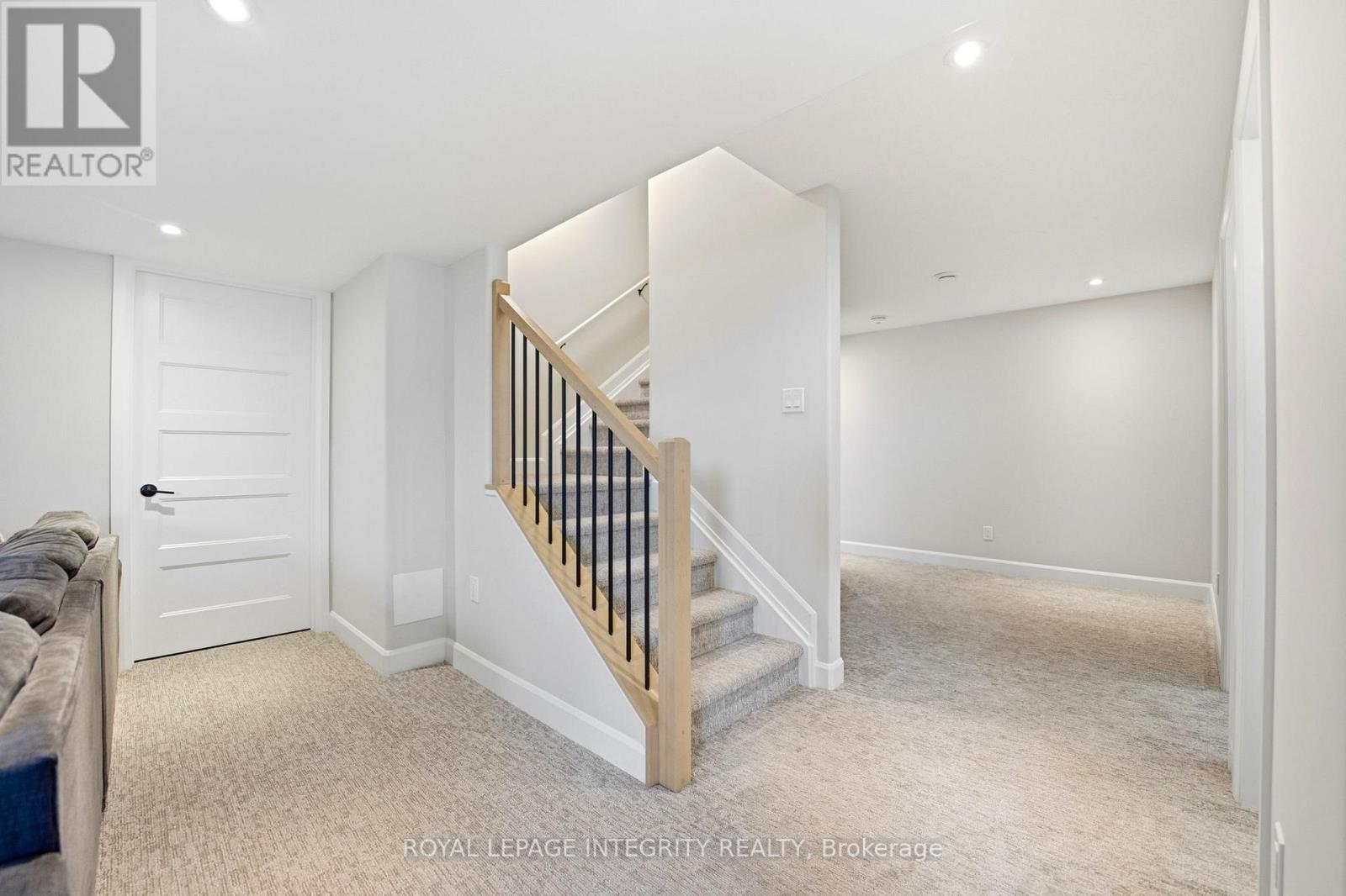 451 Moonlight Drive, Russell, Ontario  K4R 0L1 - Photo 33 - X12985946