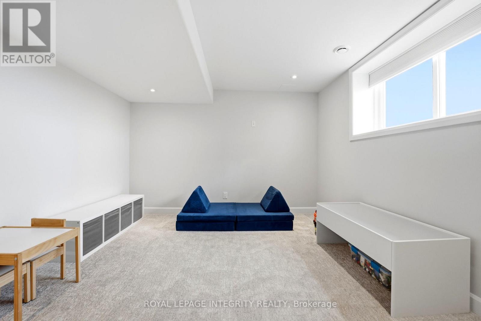 451 Moonlight Drive, Russell, Ontario  K4R 0L1 - Photo 35 - X12985946