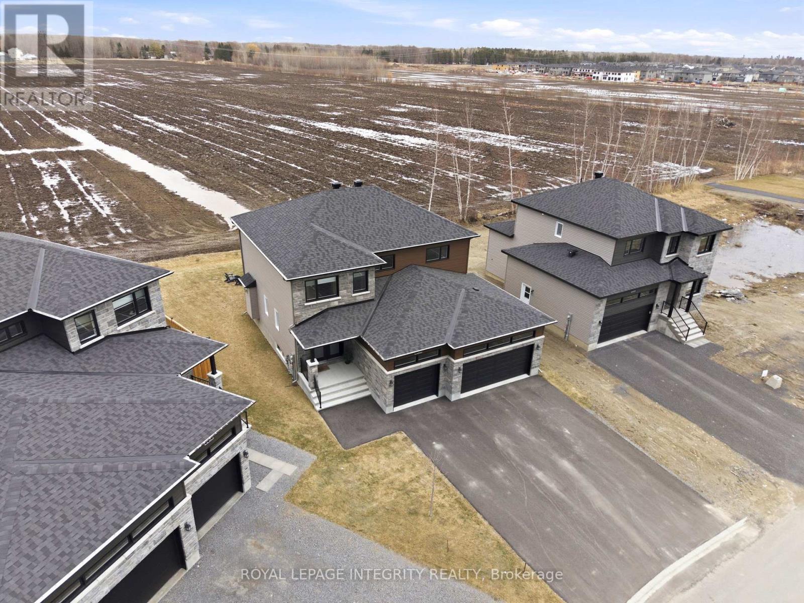 451 Moonlight Drive, Russell, Ontario  K4R 0L1 - Photo 44 - X12985946