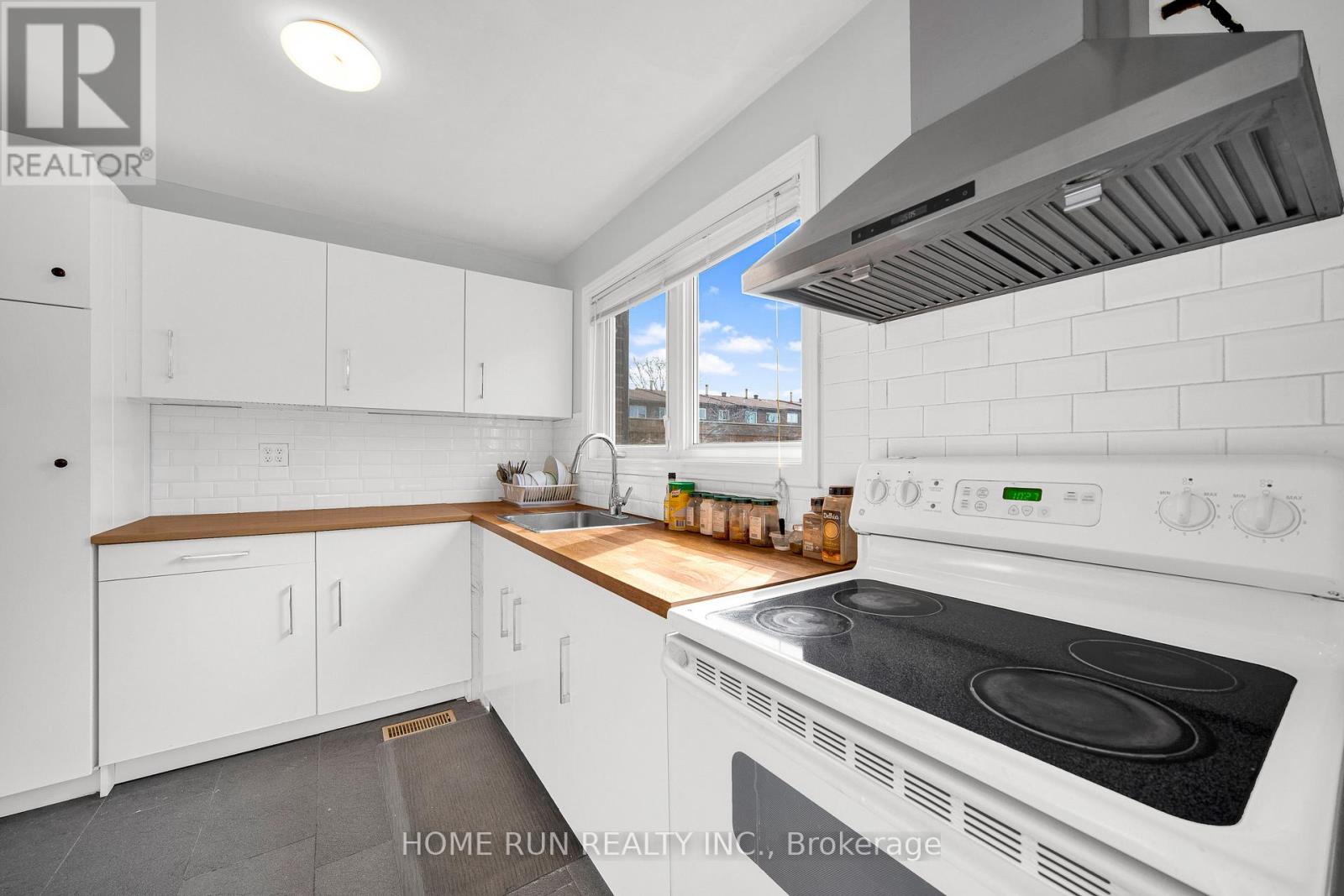 4 - 2111 Montreal Road, Ottawa, Ontario  K1J 8M8 - Photo 11 - X12985966