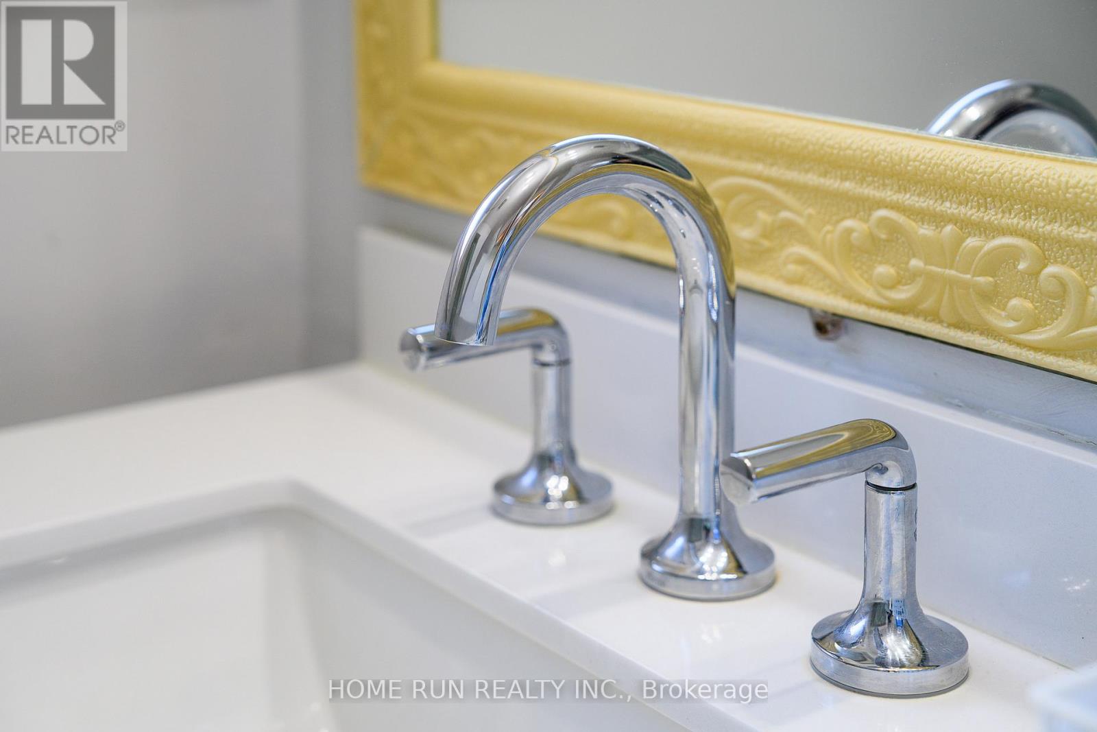 4 - 2111 Montreal Road, Ottawa, Ontario  K1J 8M8 - Photo 29 - X12985966