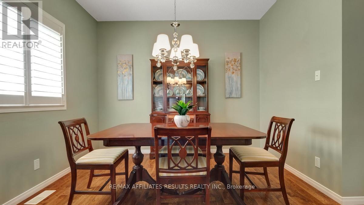 41 Fairlop Way, Ottawa, Ontario  K2J 5B8 - Photo 10 - X12985978