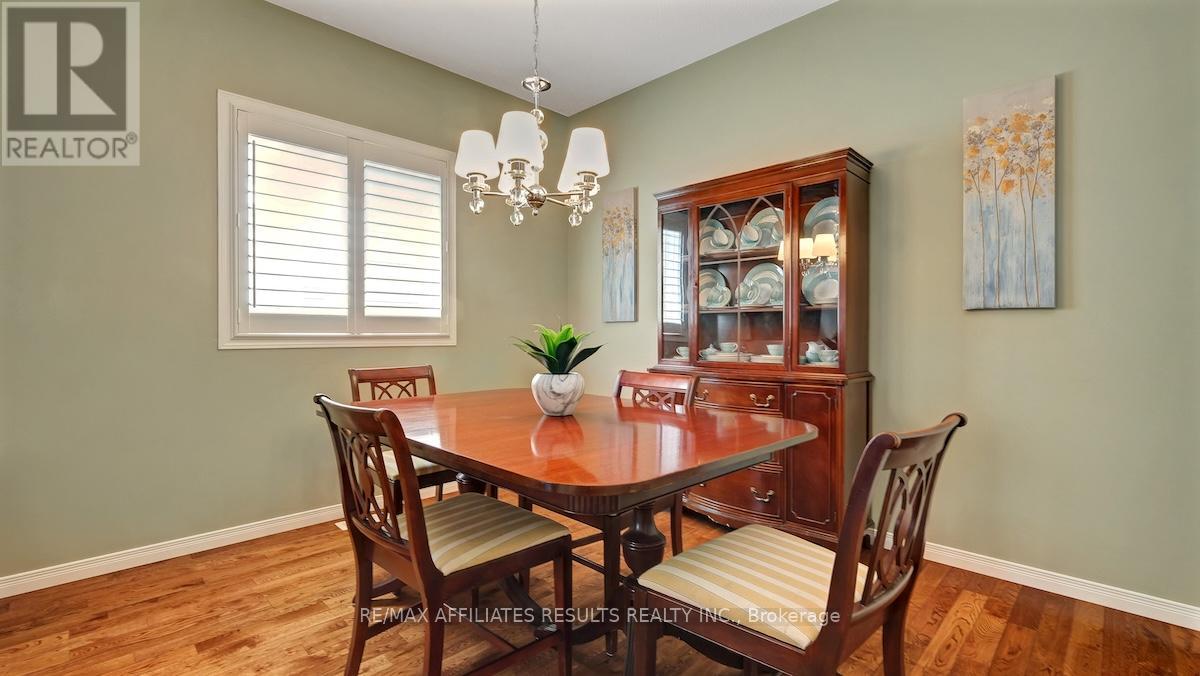 41 Fairlop Way, Ottawa, Ontario  K2J 5B8 - Photo 11 - X12985978