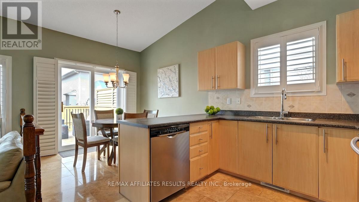 41 Fairlop Way, Ottawa, Ontario  K2J 5B8 - Photo 16 - X12985978