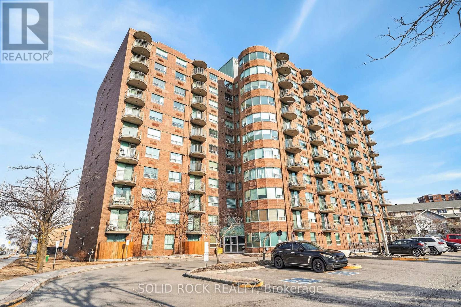 901 - 1440 HERON ROAD, Ottawa, Ontario