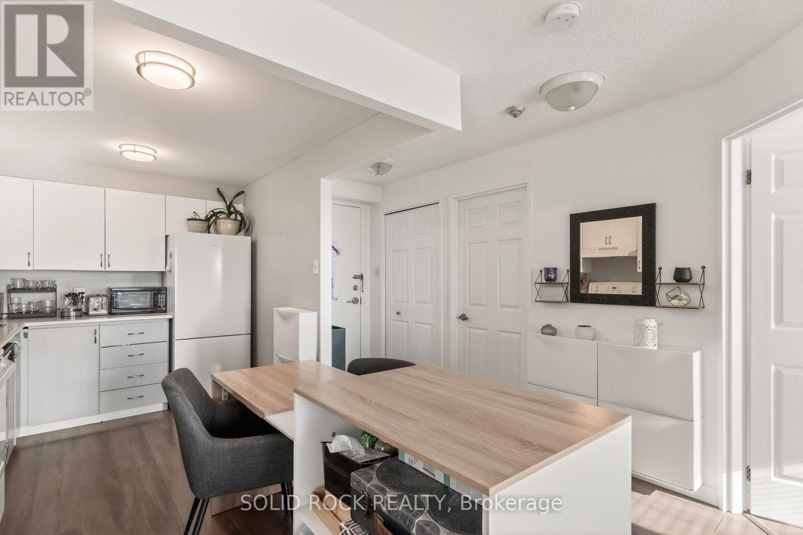 901 - 1440 Heron Road, Ottawa, Ontario  K1V 0X2 - Photo 10 - X12985998