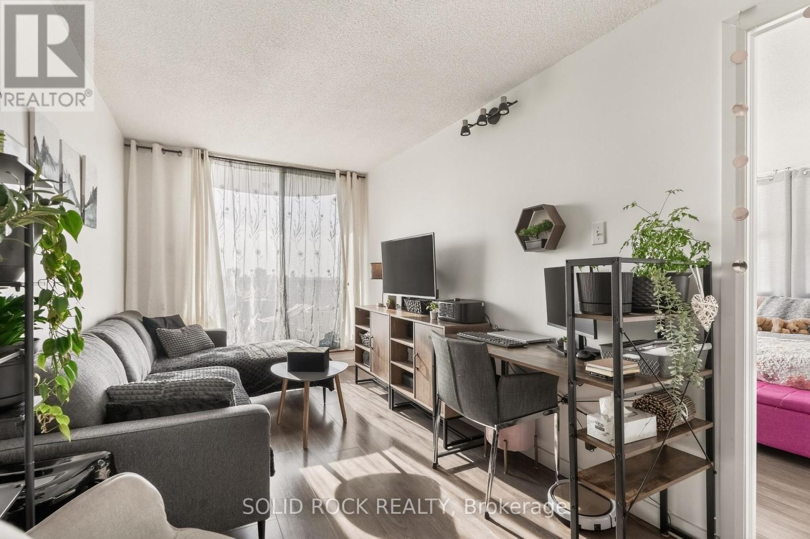 901 - 1440 Heron Road, Ottawa, Ontario  K1V 0X2 - Photo 12 - X12985998