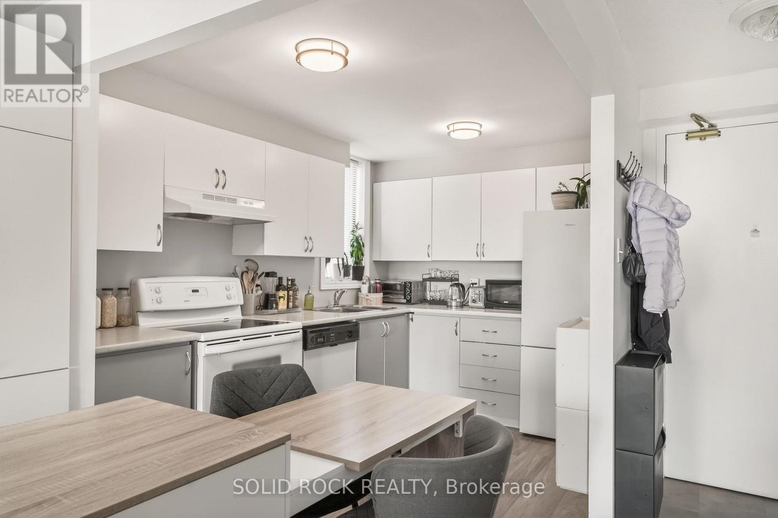 901 - 1440 Heron Road, Ottawa, Ontario  K1V 0X2 - Photo 6 - X12985998