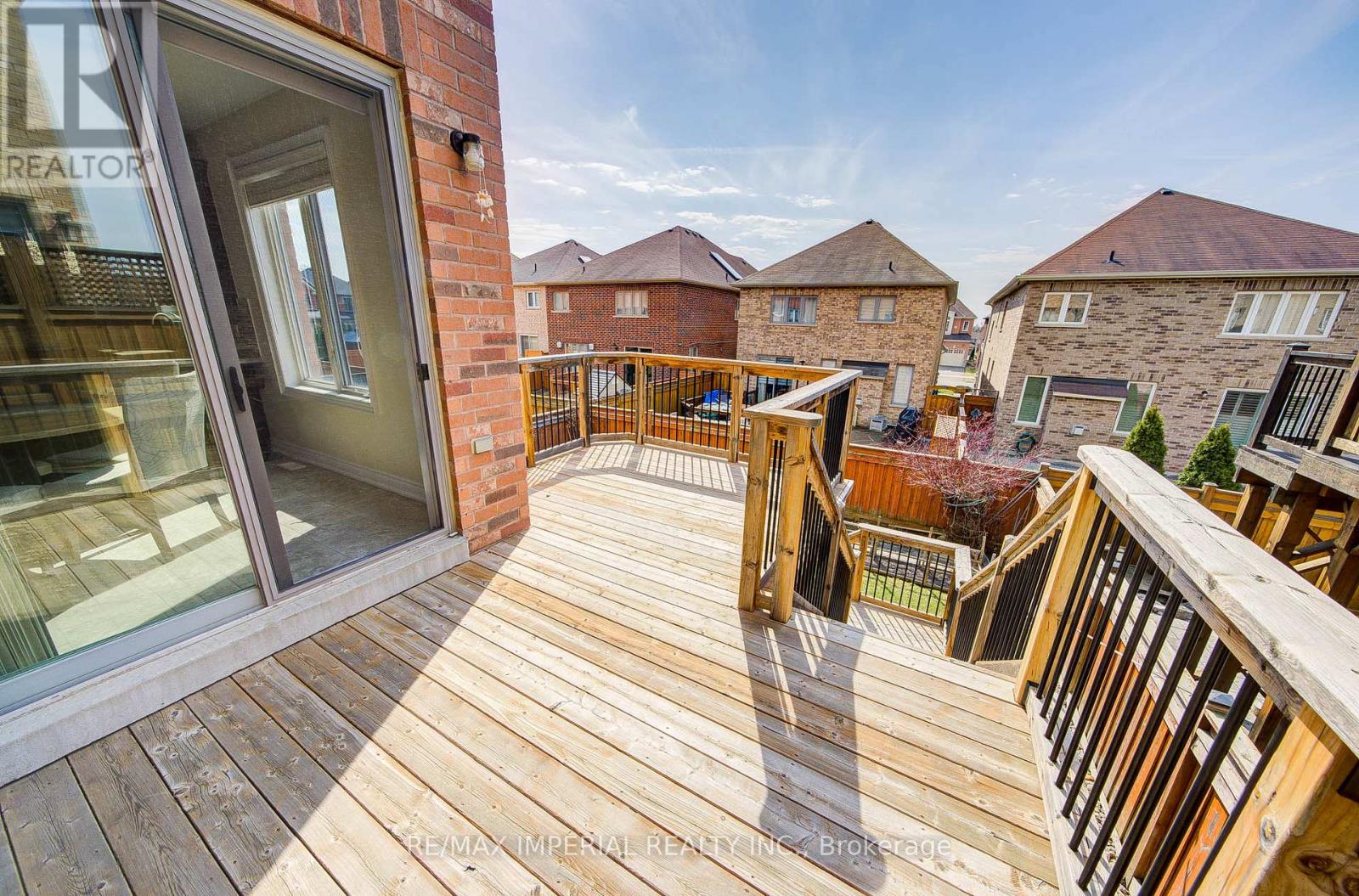 28 Mancini Crescent, Richmond Hill, Ontario  L4E 0T1 - Photo 38 - N12980928