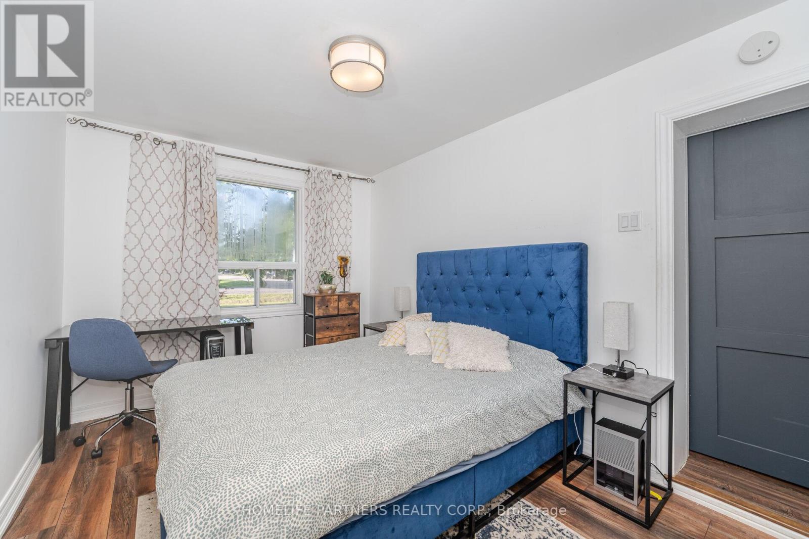 749 Happyvale Drive, Innisfil, Ontario  L9S 2E6 - Photo 22 - N12985970