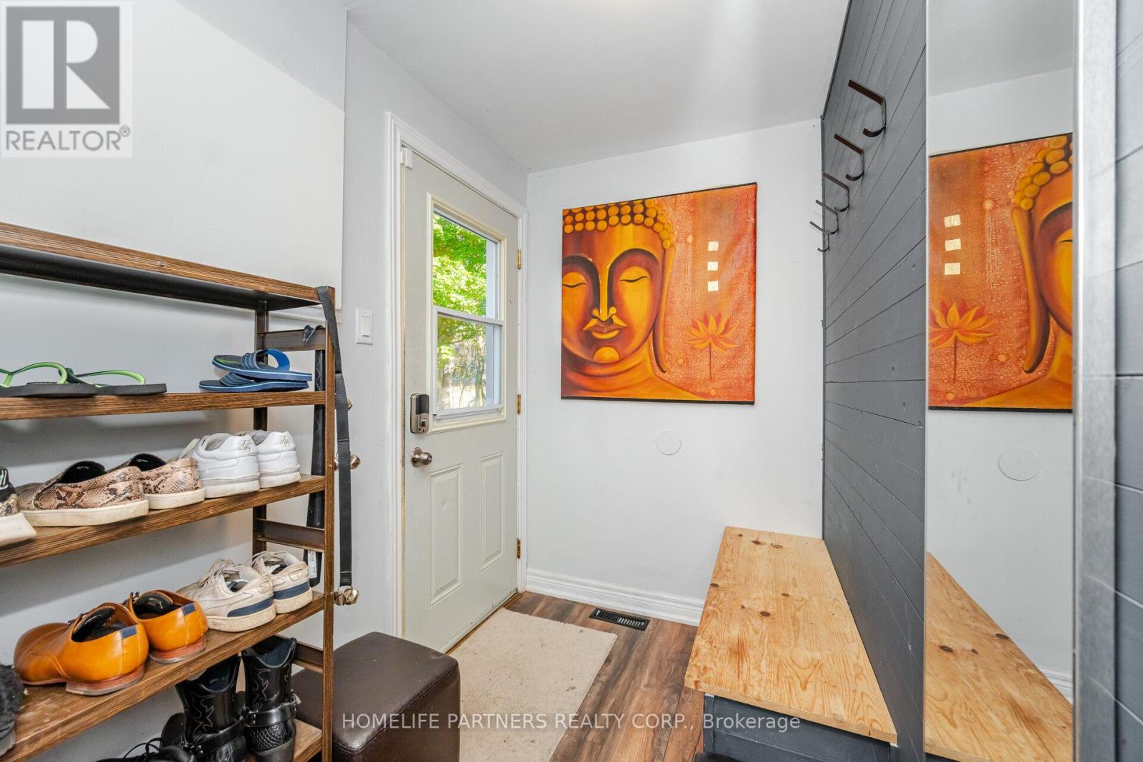 749 Happyvale Drive, Innisfil, Ontario  L9S 2E6 - Photo 15 - N12985972