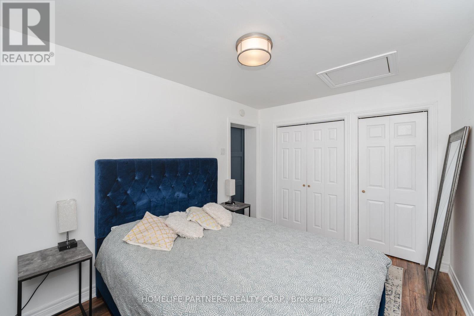 749 Happyvale Drive, Innisfil, Ontario  L9S 2E6 - Photo 23 - N12985972