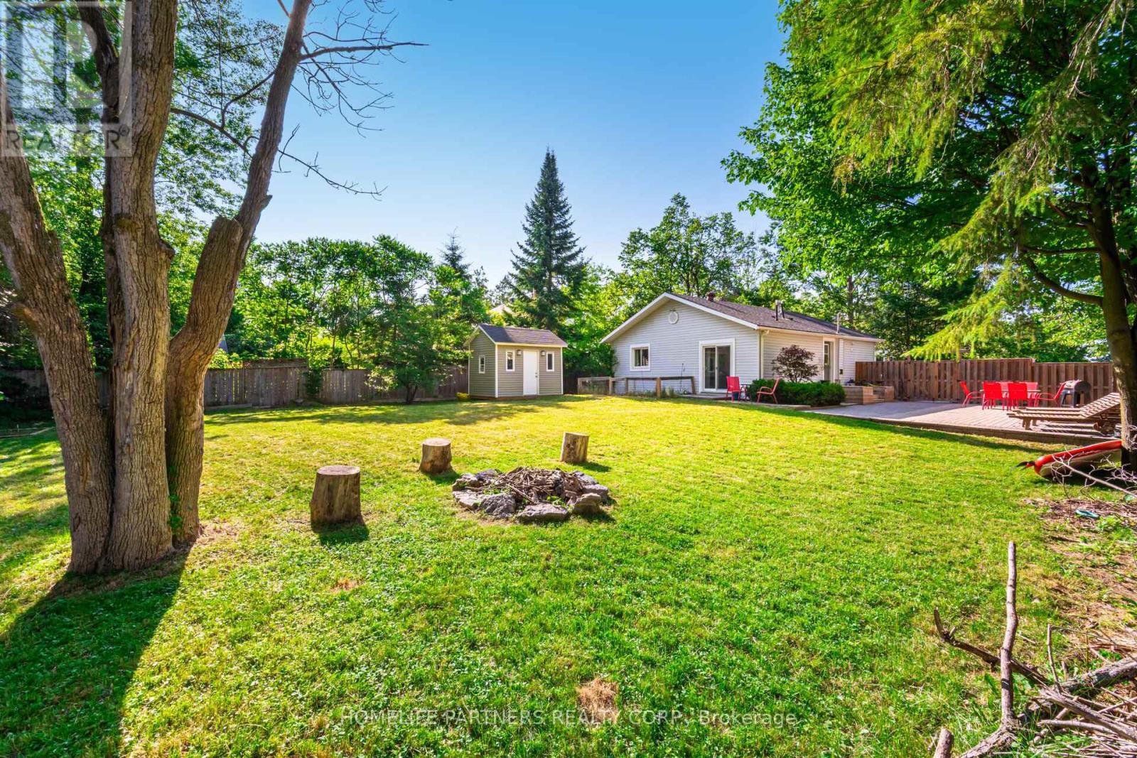 749 Happyvale Drive, Innisfil, Ontario  L9S 2E6 - Photo 31 - N12985972