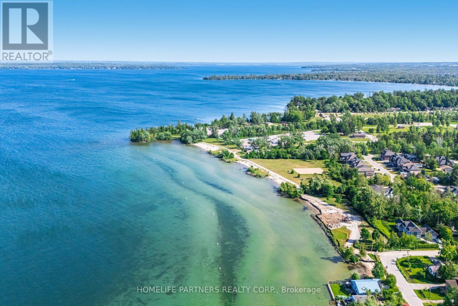 749 Happyvale Drive, Innisfil, Ontario  L9S 2E6 - Photo 44 - N12985972