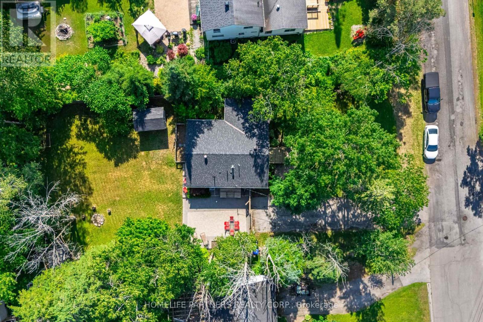 749 Happyvale Drive, Innisfil, Ontario  L9S 2E6 - Photo 45 - N12985972