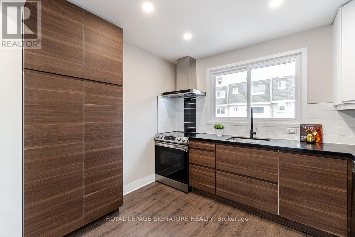 38a - 830 Westlock Road, Mississauga, Ontario  L5C 1K6 - Photo 8 - W12985040