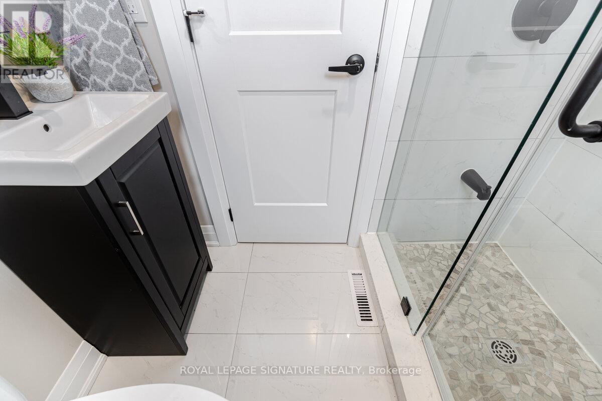 38a - 830 Westlock Road, Mississauga, Ontario  L5C 1K6 - Photo 10 - W12985040