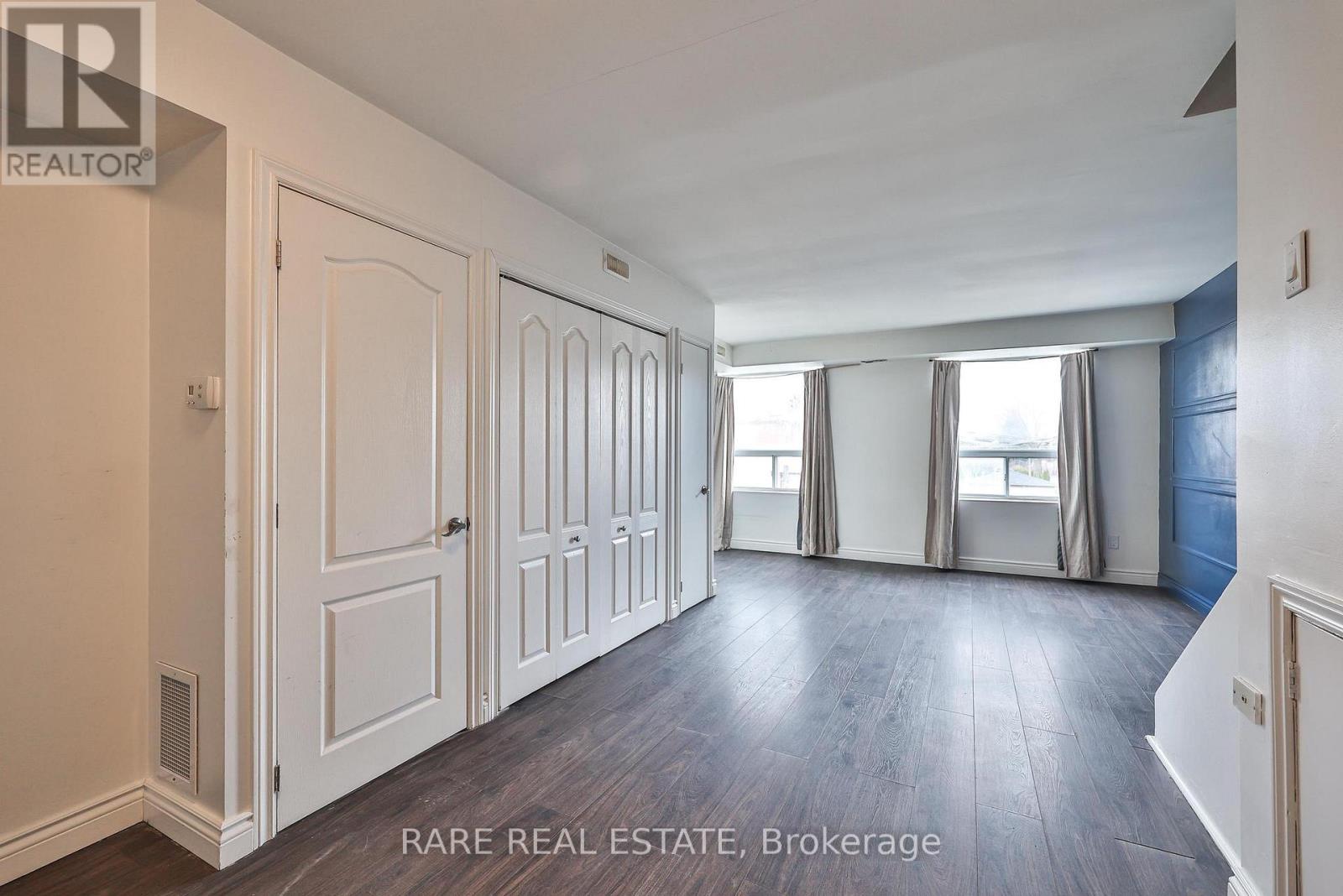 B - 592 Marlee Avenue, Toronto, Ontario  M6B 3J5 - Photo 7 - W12864272