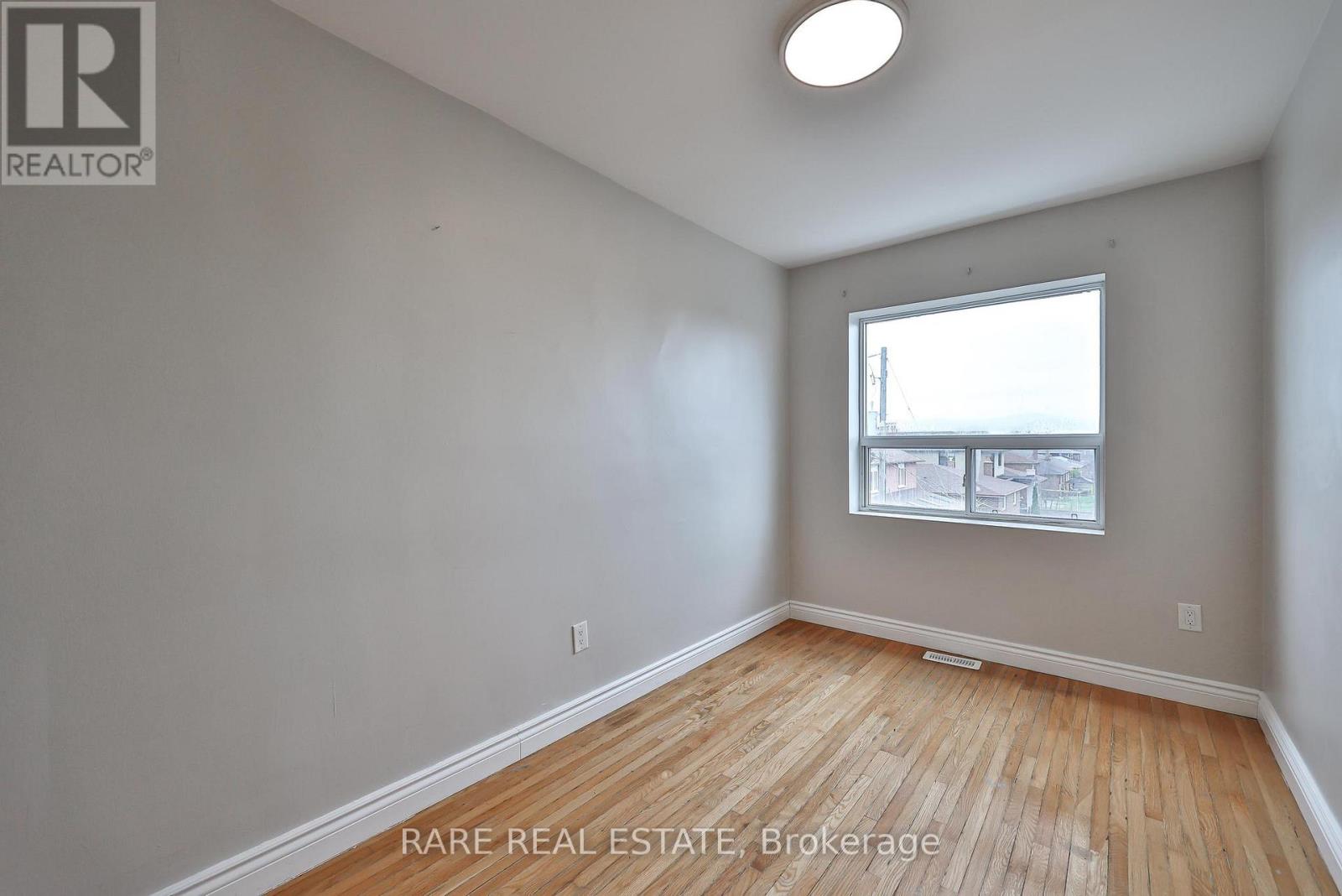 B - 592 Marlee Avenue, Toronto, Ontario  M6B 3J5 - Photo 14 - W12864272