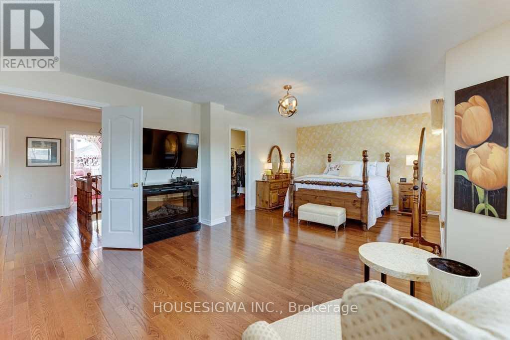 129 Gore Drive, Barrie (Ardagh), Ontario  L4N 0A8 - Photo 21 - S12985920