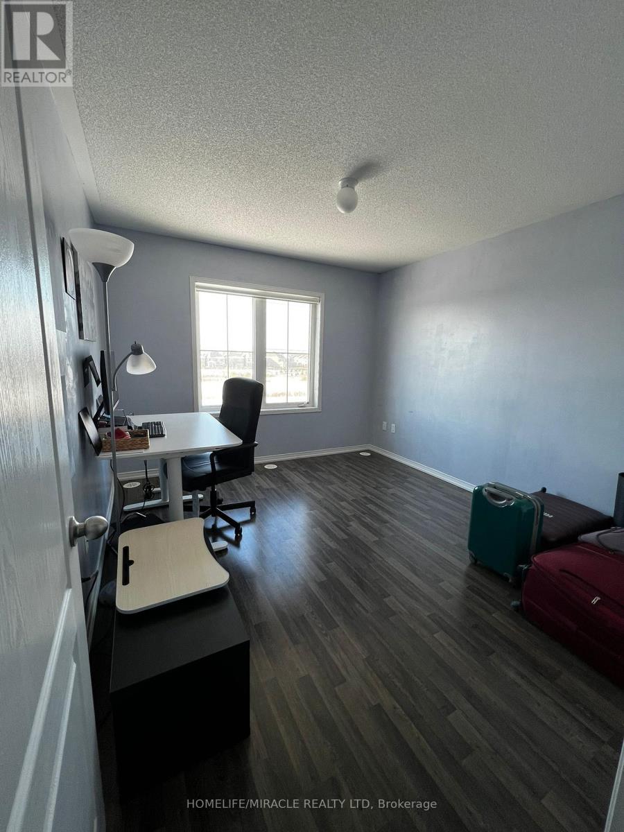 16 - 2504 Post Road N, Oakville, Ontario  L6H 0K1 - Photo 5 - W12985986