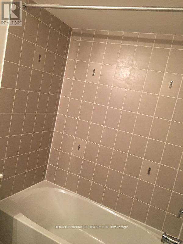 16 - 2504 Post Road N, Oakville, Ontario  L6H 0K1 - Photo 6 - W12985986