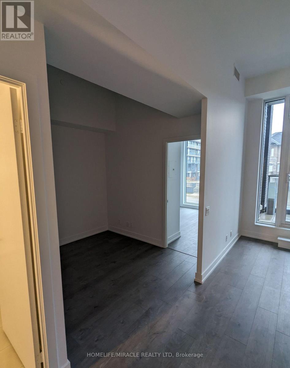 212 - 215 Veterans Drive, Brampton, Ontario  L7A 5L7 - Photo 10 - W12985992